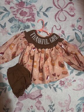 Smocked thanksgiving set